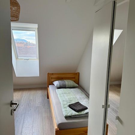 R77 Apartment Downtown - Penthouse Budapest Luaran gambar