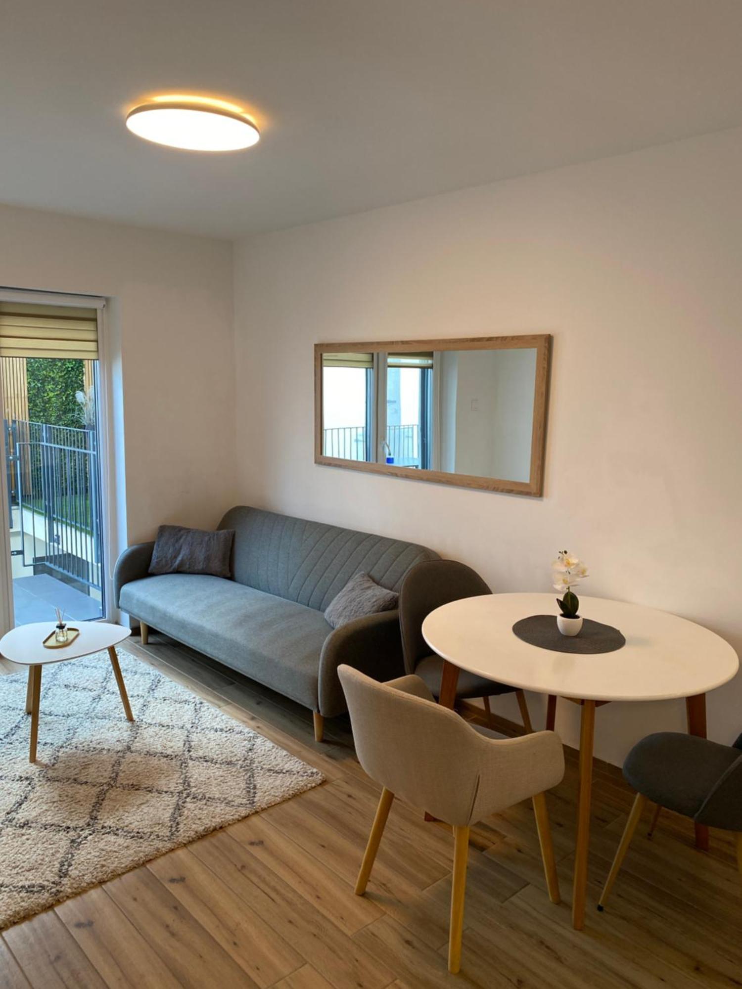 R77 Apartment Downtown - Penthouse Budapest Luaran gambar